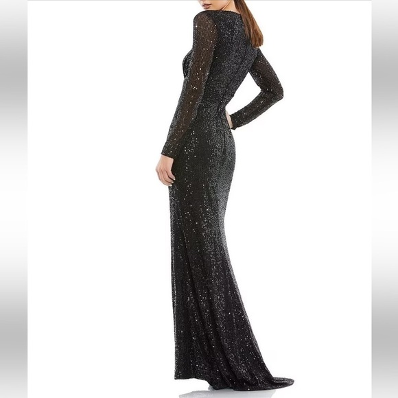 Ieena for Mac Duggal Black Long Sleeve Deep Surplice V-Neck Sequin Gown 6 - Picture 2 of 13